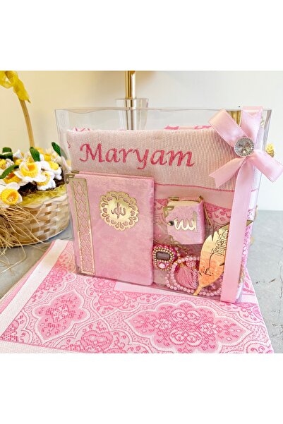 Safa Gift İsimli Seccade, Zikirmatik, Kadife Yasin, İnci Tesbih, Kitap Ayracı...