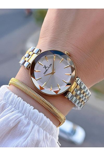 Daniel Klein Women's Wrist Watch+Wristband V92601.3 with Special Cutout Glass 3 Atm Water Resistant 2 Years Warranty