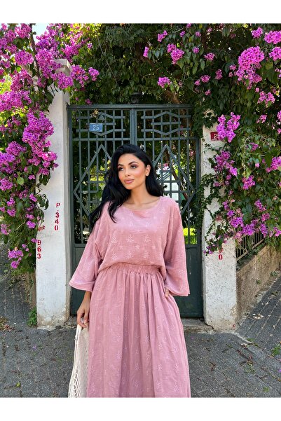 KÜÇÜĞÜM BUTİK Muslin Powder Embroidered Loose Blouse and Flared Skirt Set (Embroidered 2-Piece Set)