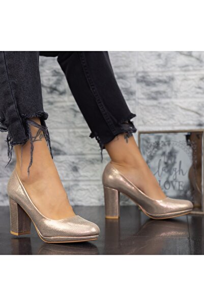 mei Обувки с дебел ток 2YXD33 цвят шампанско