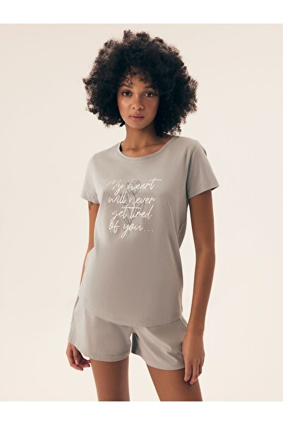 Henderson Classic, comfortable women's pajamas with a delicate plain pattern & short shirt | Naturaleza