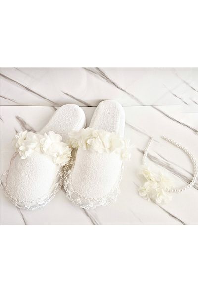 pegu baby collection Maternity Slippers and Pearl Crown Set