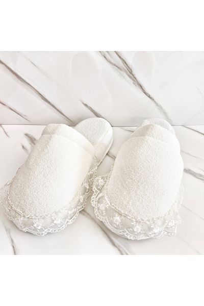 pegu baby collection Maternity Slippers and Pearl Crown Set