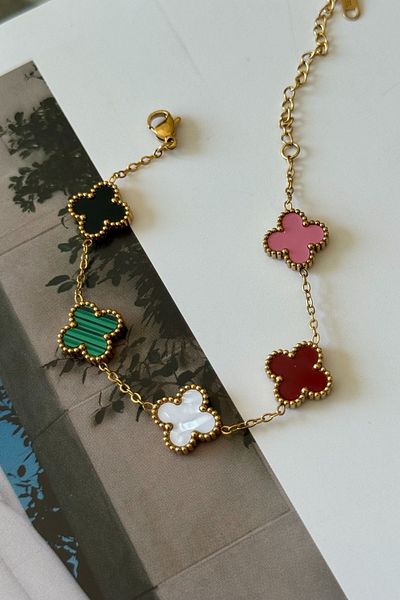 Trendy Butik Steel Colored Clover Bracelet