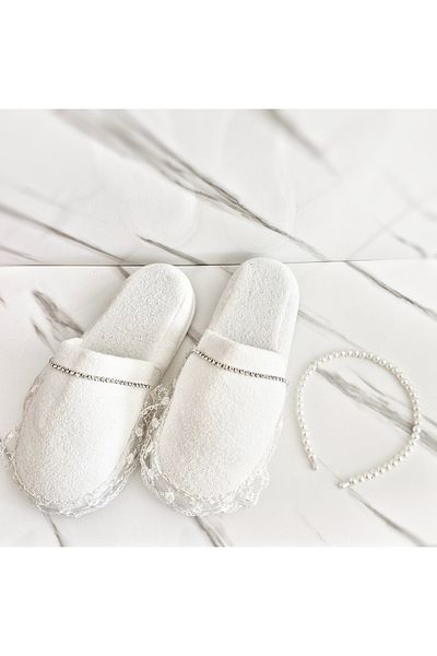 pegu baby collection Maternity Slippers and Pearl Crown Set