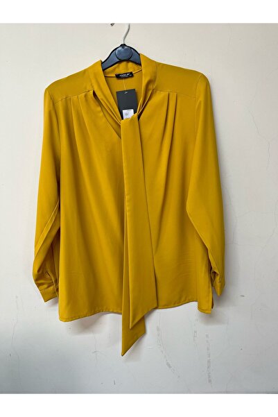 Javelin Collection Plain Bluz with Scarf and Cuffs