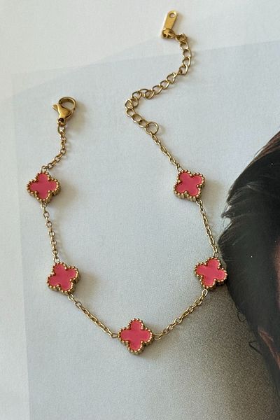 Trendy Butik Steel Pink Color Clover Bracelet