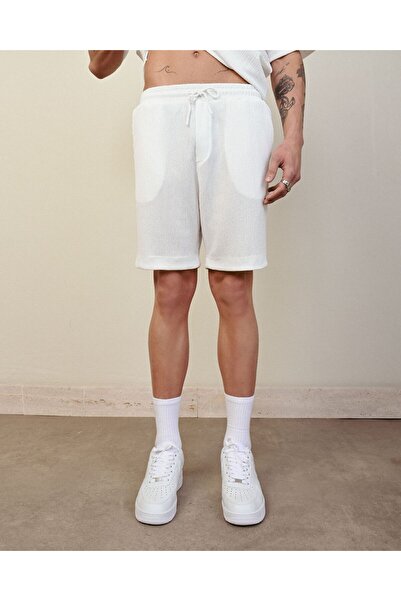 TÜZeMEN Textured Fabric Sports Shorts