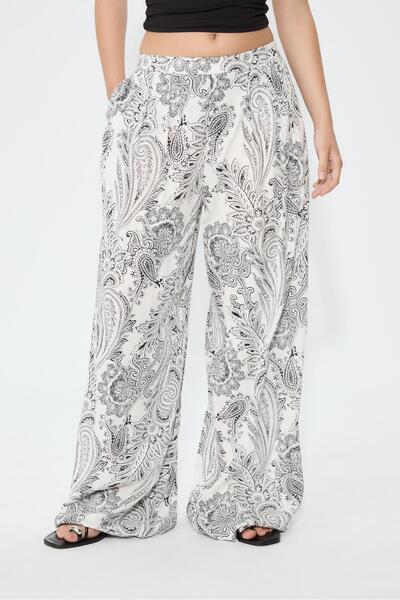 Stradivarius Desenli dökümlü palazzo pantolon