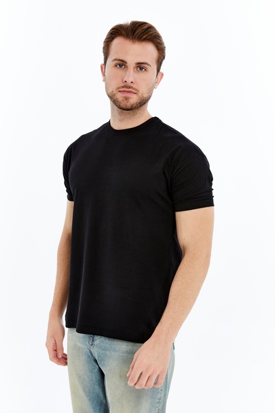 WUCHT Erkek Siyah Tişört Kolları Dar Ve Omuzları Fit Regular Kesim T-shirt