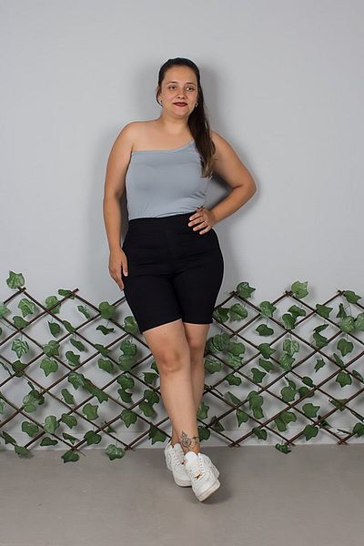 Truva XXL Plus Size High Waist Black Denim Shorts – Comfortable Fit, Stylish and Modern Design