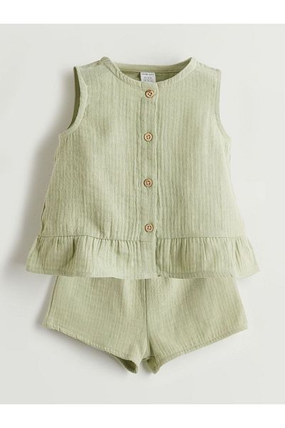 LC Waikiki Lcw Baby Crew Neck Muslin Baby Girl Blouse and Shorts 2-Pack