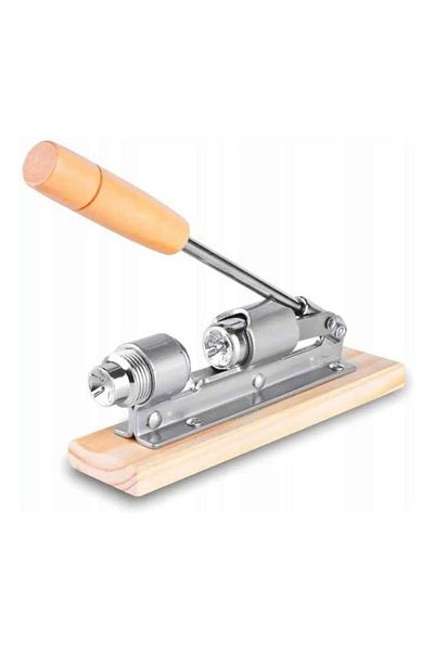 Welora ® Adjustable Nutcracker, Steel/Wood, Compact Design, 20x5x6 cm - Steel/Wood