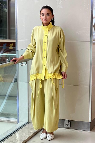 Ghisa Kupra Suit with Vertical Yak Hem Rope Gathered Loose Trousers