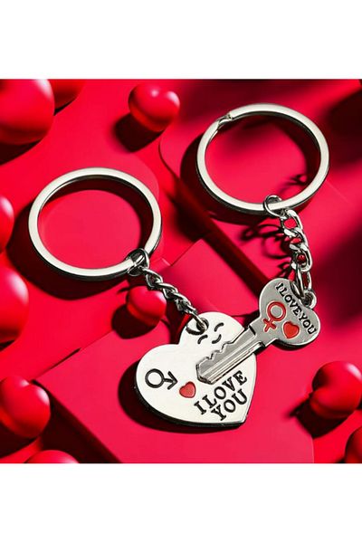 saratremo Couple Keychain Set – Heart and Key I Love You
