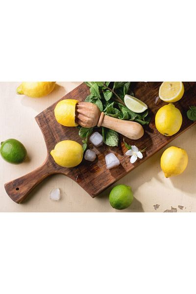 HIC Comfort-Grip Handle Kitchen Wooden Citrus Reamer