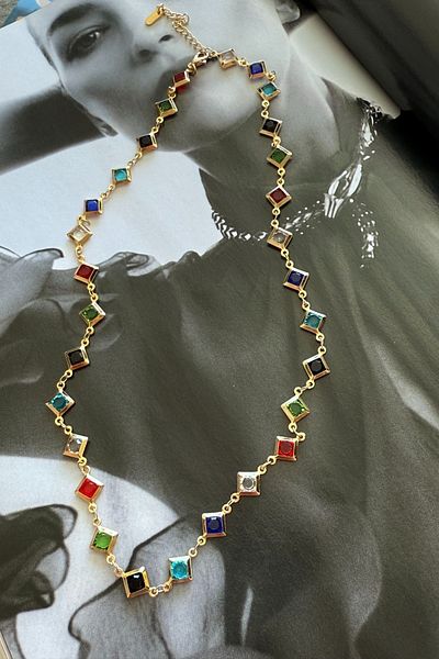 Trendy Butik Colorful Square Model Necklace