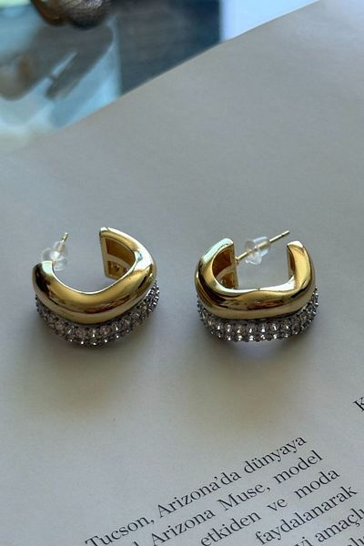 Trendy Butik Bohemian Earrings with Gold Stones