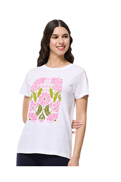 R&B White LADIES BASIC GRAPHIC TEE 8-18
