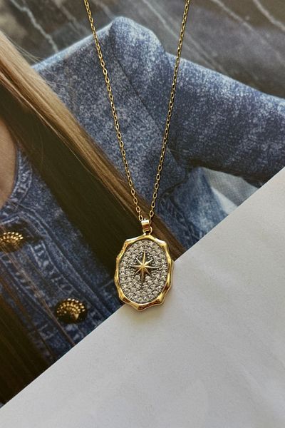 Trendy Butik قلادة عمود فولاذي