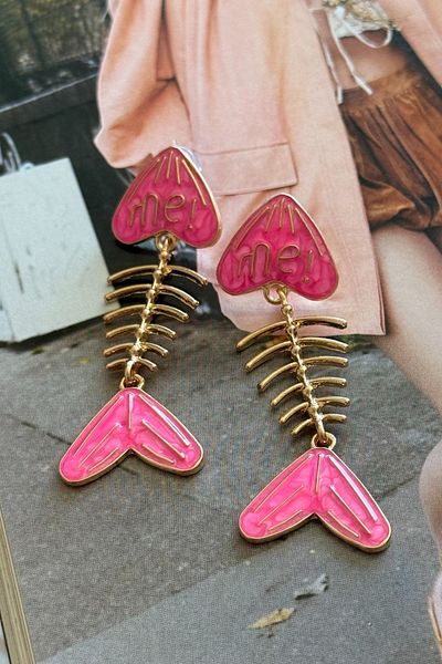 Trendy Butik Pink Fish Earrings
