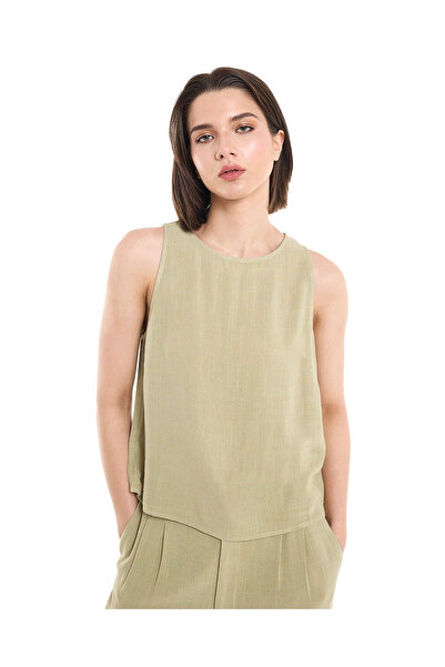 R&B WCF WVN TOP 8-18