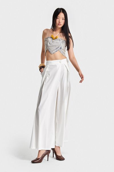 its basic Women's Ecru Color Super Palazzo Fit Special Fabric Pleated Design Trousers