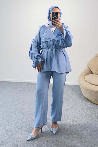Hatun Atila Ruffle Neckline Smocked Blouse and Tubular Leg Pants Two-Piece Set 8862 - Blue