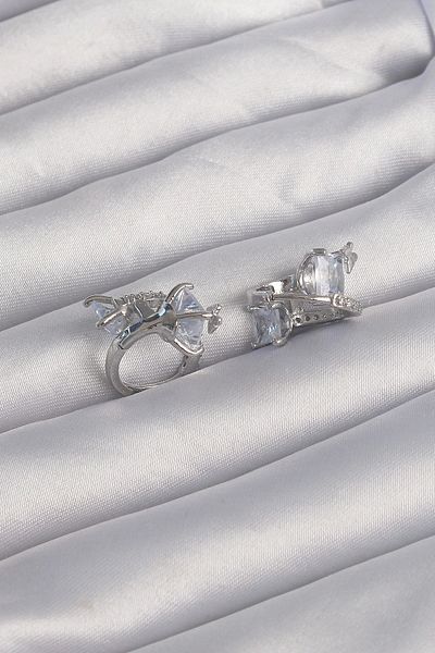 ALFA AKSESUAR 03 Brass Silver Color Chunky Zircon Stone Curvy Minimal Butterfly Hoop Earrings - Tj-Bkp9288