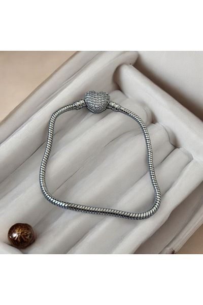 İNN JEWELLERY Women's Charm Bracelet with Heart Figure