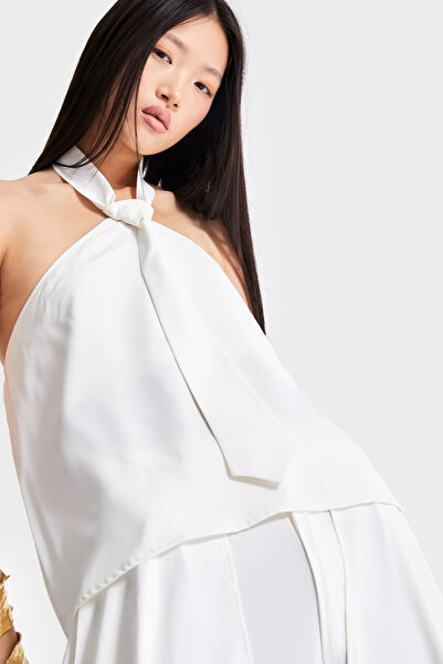 its basic Women's Ecru Color Strapless Special Fabric Tie Detailed Design Blouse