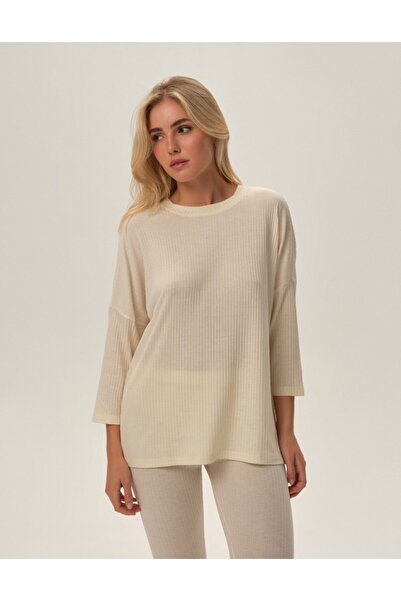 Henderson Everyday Elegance thanks to women's pajamas that stand out for their subtle shade and elegance |Frau