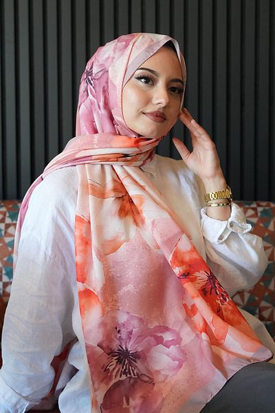 AFVENTE Magnolia Flower Pattern Pomegranate Flower Soft Cotton Shawl