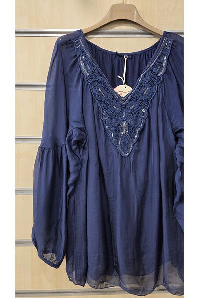 Park Moda Italian Silk Blouse Collar with Lace Sequin Detail
