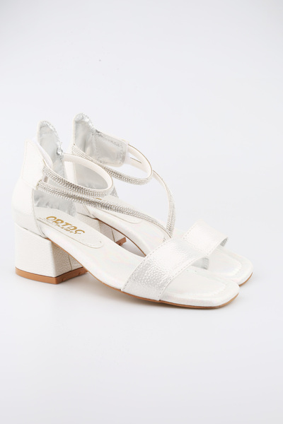 moon glow Shiny Stone Girls' Heeled Shoes 31-36 |   Graduation Wedding and Special Occasion Evening Dress Shoes 4 cm