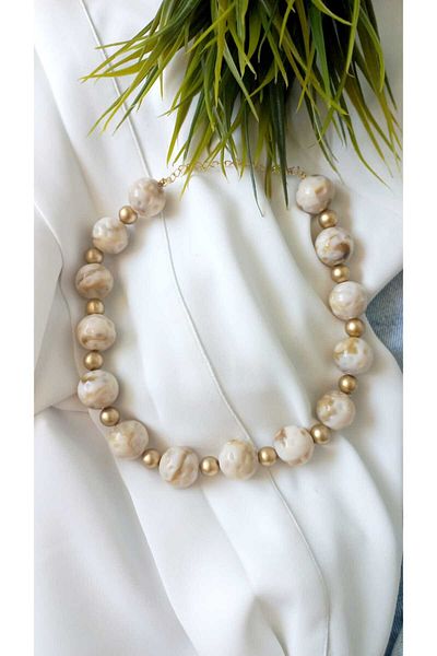 ZeynDesign Bone Color Necklace