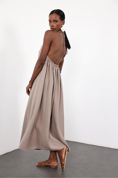 5in1Canpolat Φόρεμα Mink Halter Maxi μήκους 3344