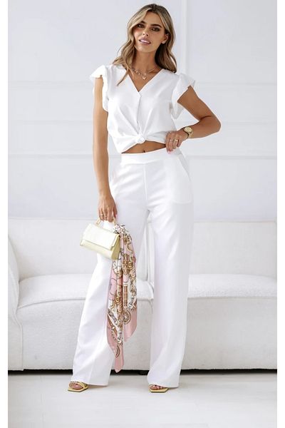 UniqueStore.ro White Shirt With Ruffles On The Sleeves And V-Neck