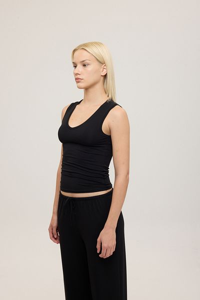 SHEISMONO Αμάνικη μπλούζα Ultra Soft V Neck Μαύρη