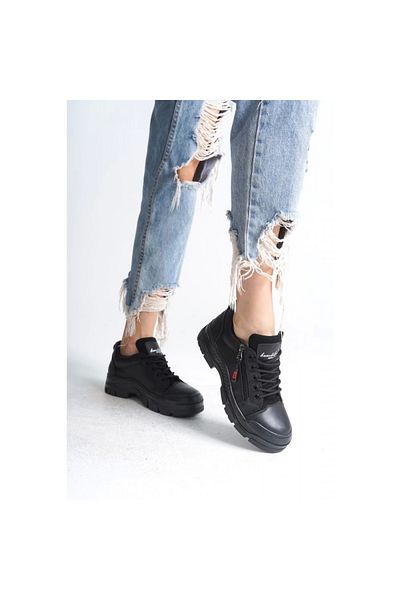 KAZAX Elwa Black Leather Lace-Up Sneakers
