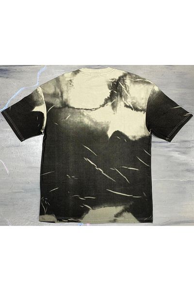 ALANAQA Unisex oversized T-shirt with modern fashion design, comfortable and loose