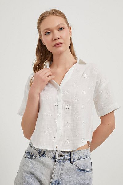 Modasultan Embroidery Detailed Short Sleeve Soft Textured 100% Cotton Muslin Linen Women's Shirt
