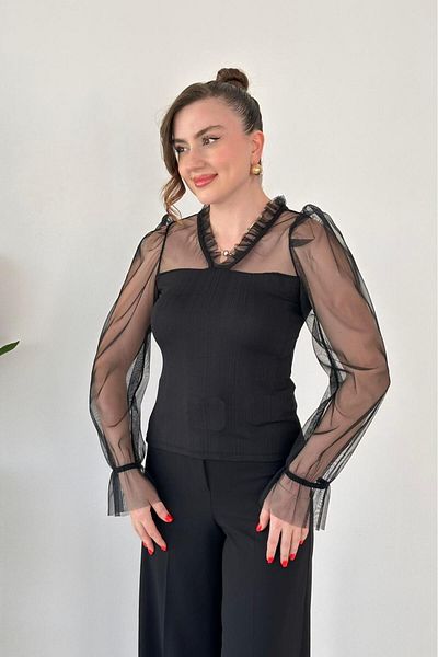 MaziButik Tulle Detail Blouse Black
