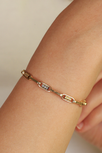 Çgk Çiğdem Gürel Kuyumculuk Ataçlı Hallow Altın Bileklik