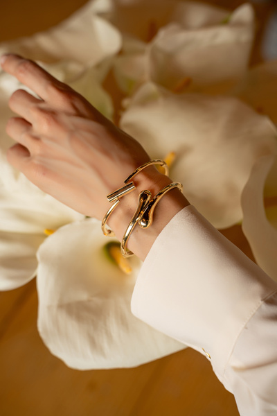 VogueDiamond 14 Ayar Altın Silindir Tokalı Kelepçe Bileklik