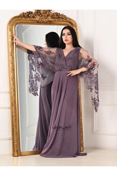 Nice Model Women's Plus Size Evening Chiffon Maxi Dress with Lace Sleeves & V-Neck for Wedding Guest Party