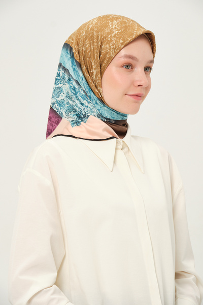 Madame Polo Eșarfă din raion imprimată, multicoloră, fără riduri
