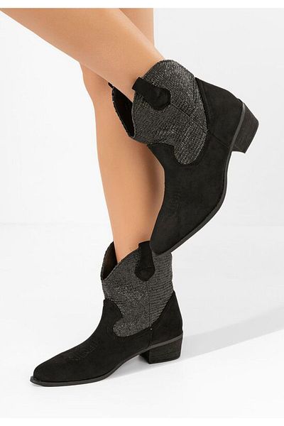 B T Shoes Women's black Lusilda boots