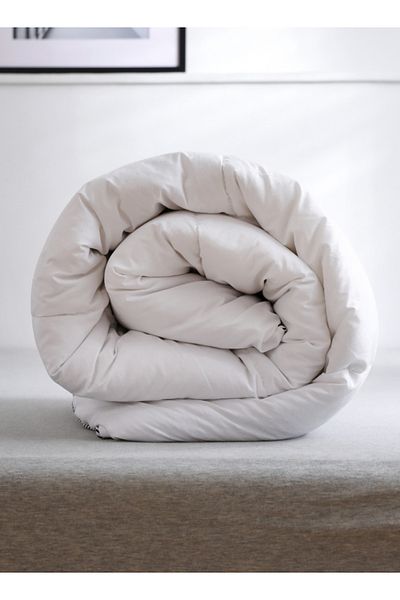 LUNA HOME Queen Size Duvet Soft and Comfortable vacuum-packed 200*230 cm.