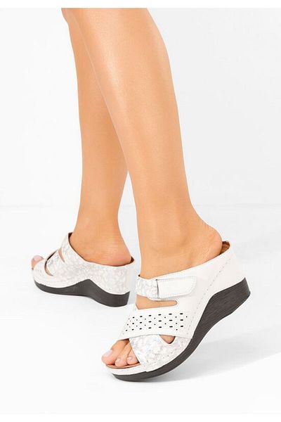 B T Shoes White Daysi platform slippers